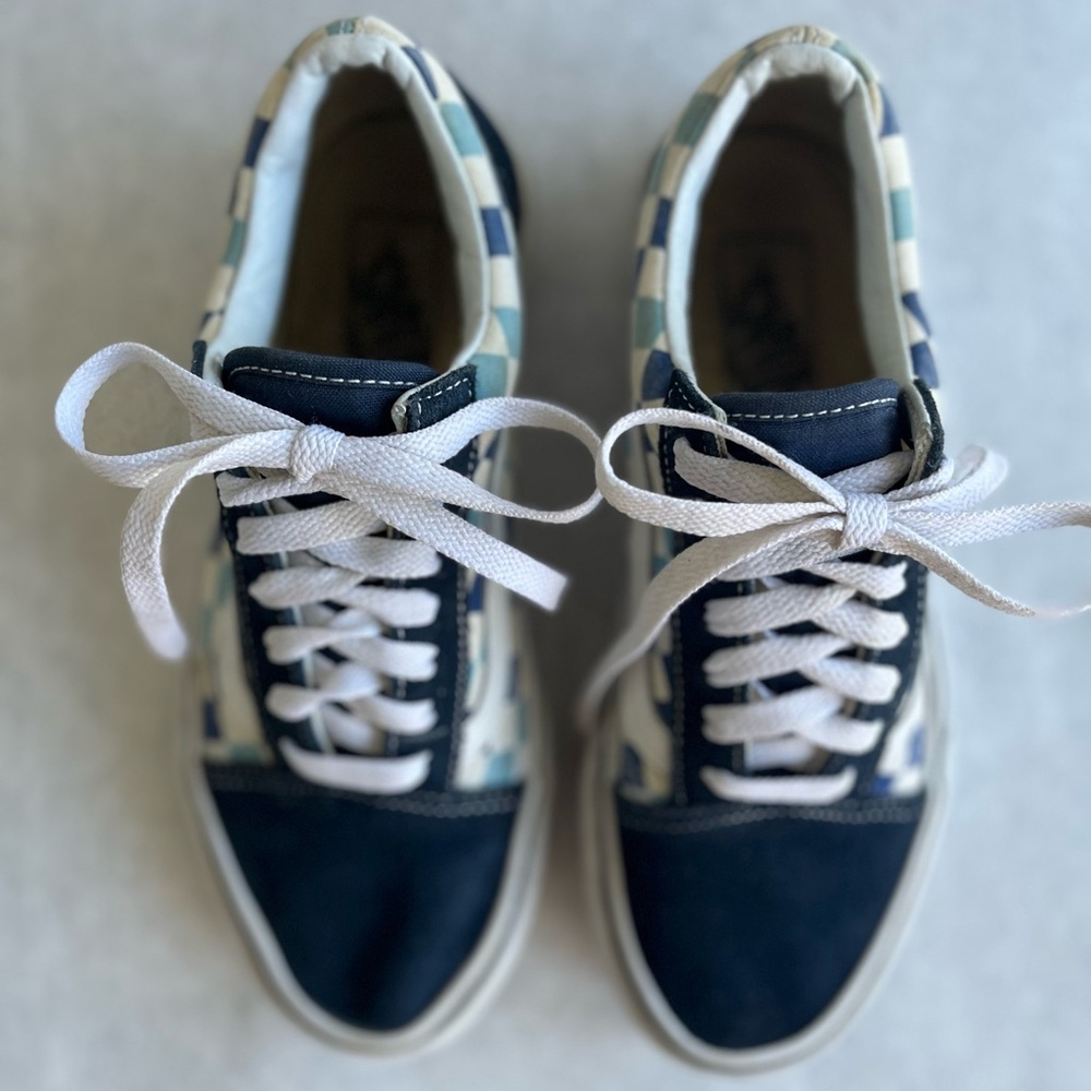 Vans Old Skool Checkered Sneakers - Navy and White 5M/6.5W